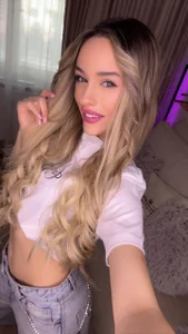 KatieCutieXooo Public Pic