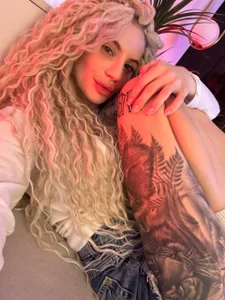 mia_silkk Soft rebellion Poză 4