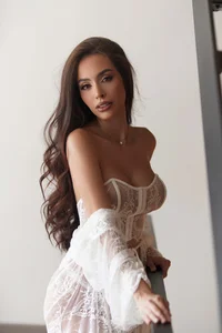 Amber_Rush_ Public 사진 2