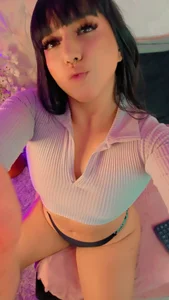 😈 od Emily_Roussee  3 snímek