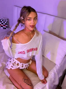 Mia_Delvane Public Kuva 6