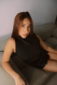 paauly A good girl Pic 4