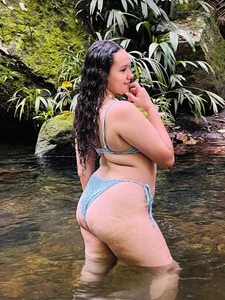 LucyLovelyyNatural paradise 🌺图片 5