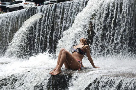 Dylan_Katte Public  4. fénykép