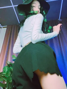 witch turned into frog!!!