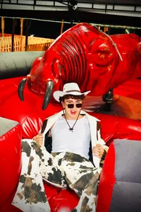 Eiden_carter: I’m your cowboy; do you want me to ride you? 🤠 🍑 ( 2 фото)
