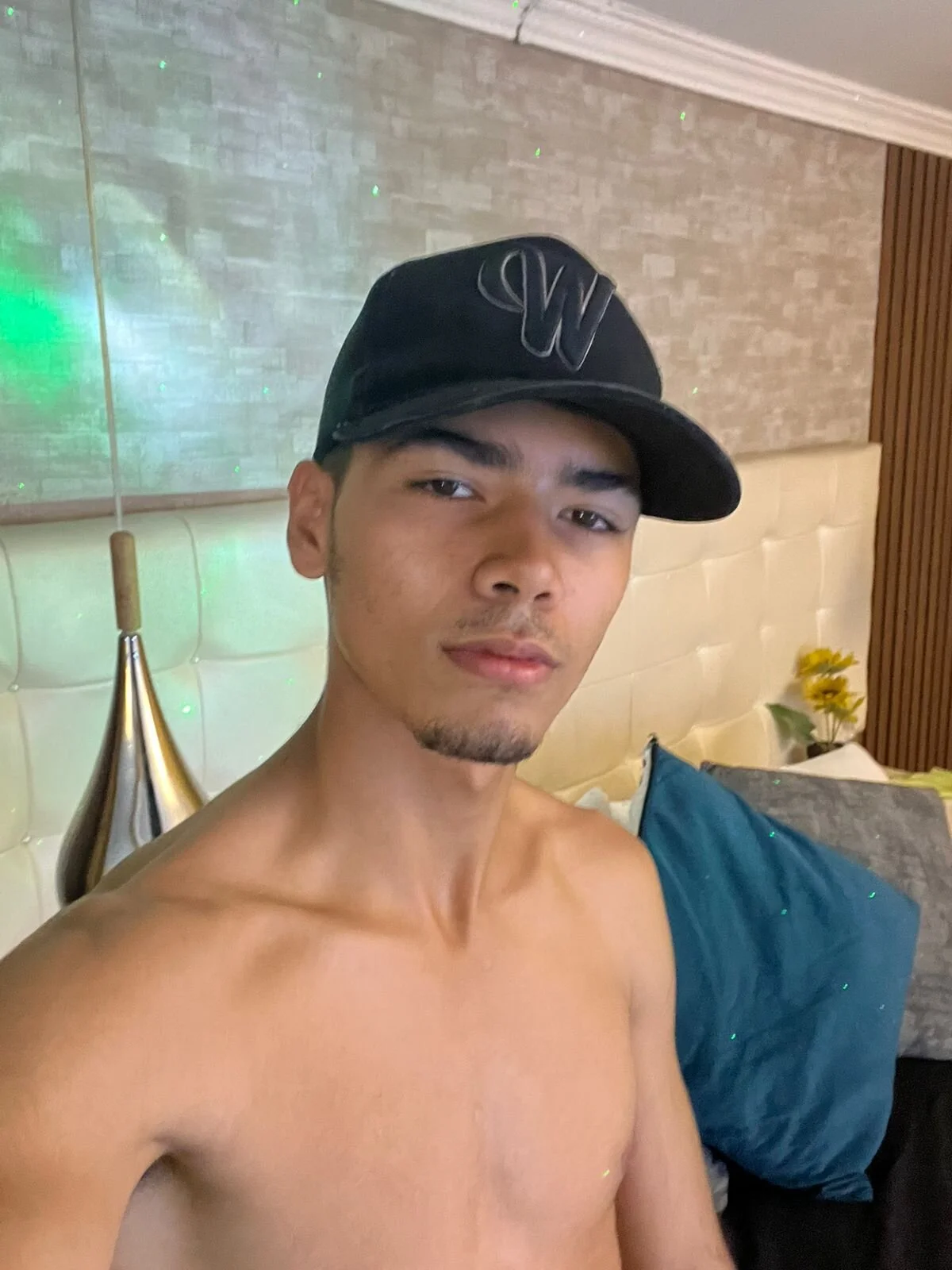 صور TysonMiller الرائجة  4313