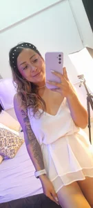 Jen_rose_ Public 사진 4