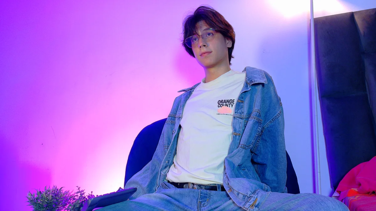 lui_x_dust  8906. kiemelt képe