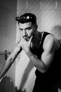 Dangerous-Men's photo