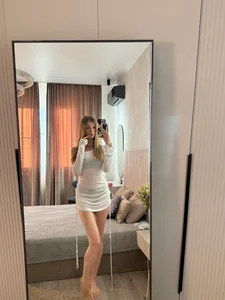 MeganMouris outfits for stream 🤍 Pic 3