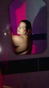 Camilleturn18 Light off Pic 2