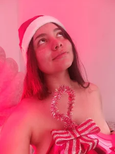 evaa_greey I'm here to make your Christmas better 🎄😇💝 사진 9