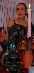 SarahYates Lust With 🔮 Pic