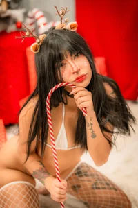 Luna-Chann Candy Cane Tease Gambar 3