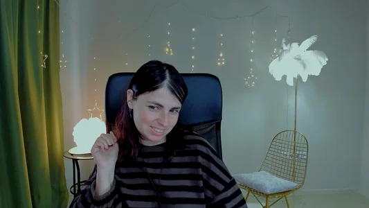 MartaEdams ❝ I want to walk in knee-deep snow and watch it fall from the sky in large clods. Beauty... beauty. Immagine  2