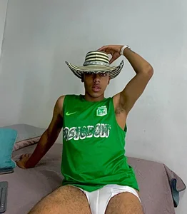 ada-brooke Looks that light fire🔥💖📷 Fotka