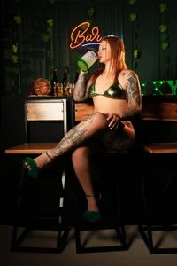 amber_ryanの🍀They say touching a four-leaf clover brings good luck... Want to give it a try?🍀の枚の写真