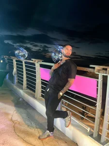 matteosantosAfter Dark图片