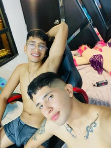 darwinandbrayannhi love Bild