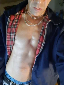 Alfiebangs Public Pic 4