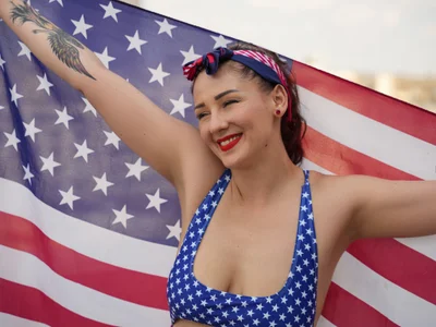 Playful_Issa La Reina del 4th of July ❤️🤍💙 Foto 2