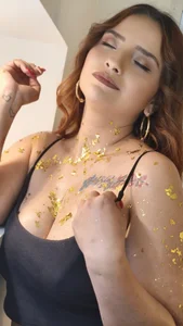 Sexy shiny de ZaraNolimits_  5 Imagens