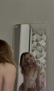 Helen_bae Public  5টি ছবি