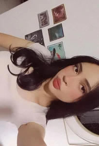 latina de kaisy_mae  photos