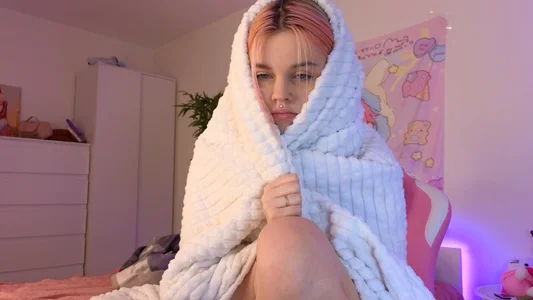 HanaMitsuri Just cute photo Pic 3