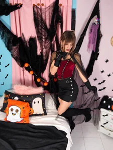 valerybellotty Halloween Pic
