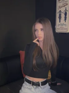 Raevella Public зображення