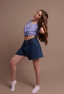 Luna_Tendresse Blue cut Pic 2