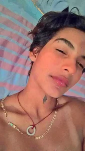 Lamravenyxx Public Pic