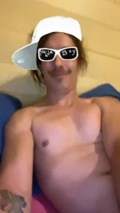 Ston3r420Coupl3: Public ( 2 фото)