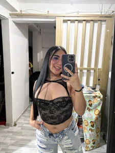 Alis_Weet Public Pic 8