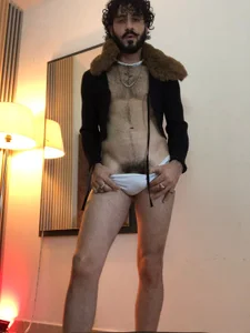 Mike_Parkerr serve me Poză 2