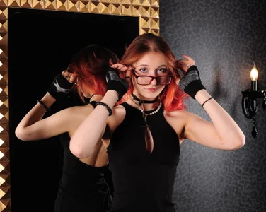 Sunny_Mouse_ dark academia Foto 7