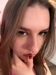 I haven't posted any selfies in a long time de AliceAtkins  3 Imagens