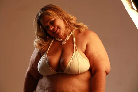 bella_savati sweet bella Pic 4