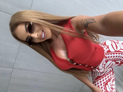 MissKiarra Public Poză