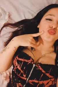 EmmaWillow Public Foto 5