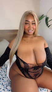 Niicol_jenneer01 Mona Poză 2