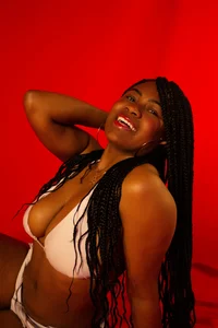 Bold and daring, like red. de ebony_hot1  4 photos
