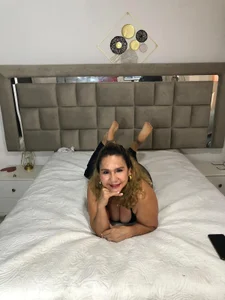 Pamelaxxox Public Pic 6