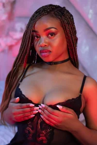 KeylaKnowles_Pv 🖤 slika 2