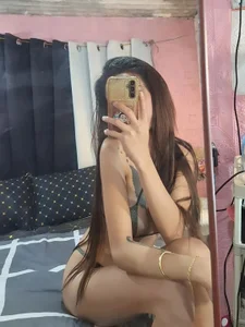 XXXQueenofTransXXXChelsea图片 2