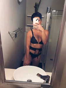 LukeLouHarvey Public Εικόνα 8