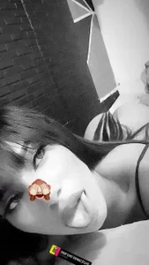 sasha_smith18 Public  2টি ছবি