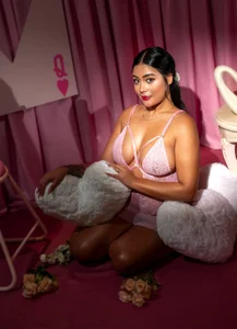 Kleverly_Manson1 Love is my favorite Language 🩷✨ Pic 2